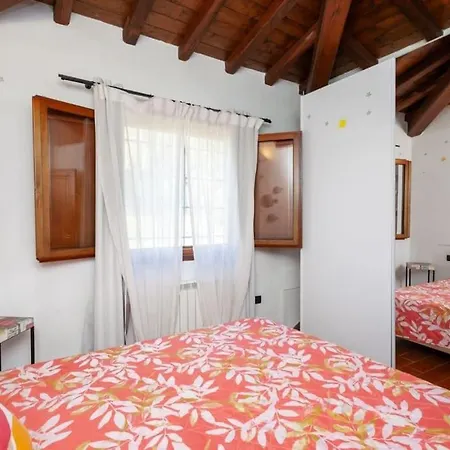 Apartamento Monica *