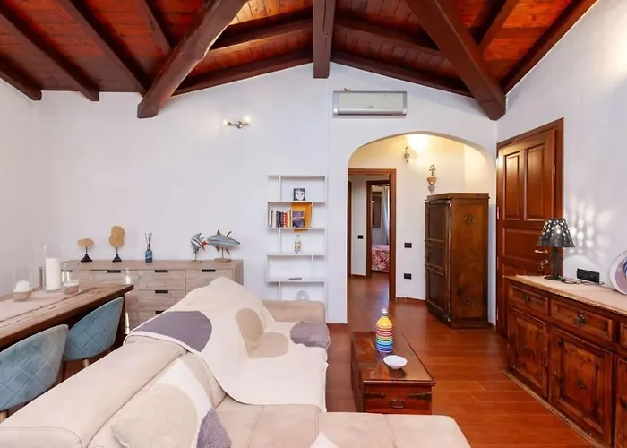 Monica Appartement *